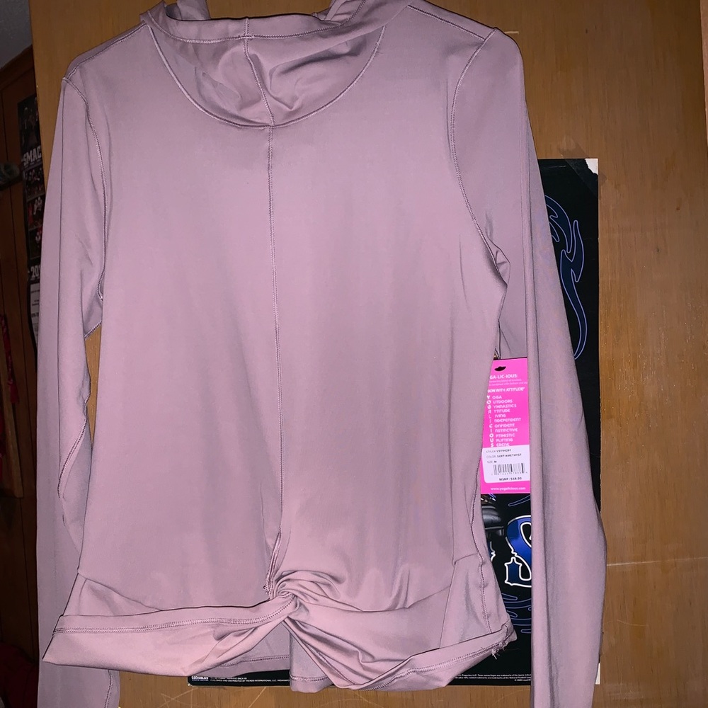 Yogalicious pull over